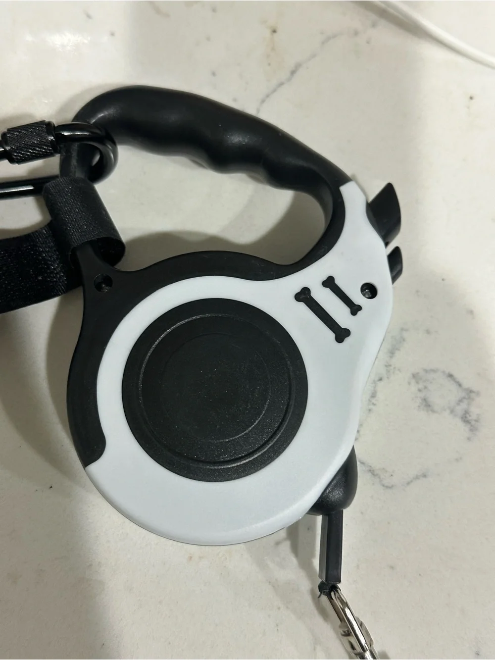 Retractable Dog Leash with Bone Waste Bag Dispenser - Black & White